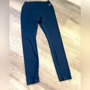 Navy blue gym shark leggings